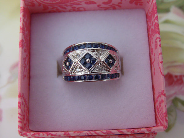 Vintage 10K White Gold Sapphire Diamond Band Ring