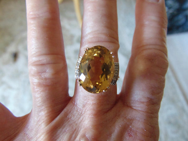 Vintage 14K Gold Citrine Diamond Ring: 12Ct Radiant Cut