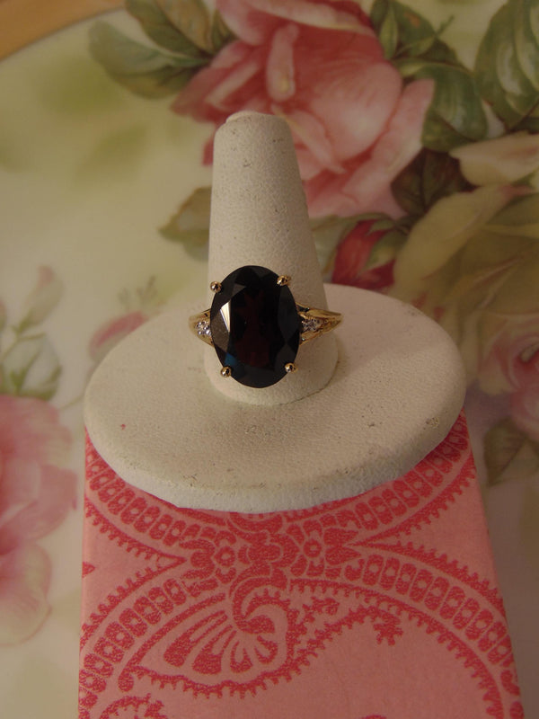 10KTYG Garnet Diamond Ring,