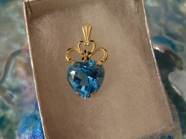 14K Gold Blue Topaz Heart Pendant