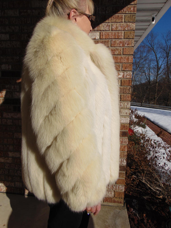 Vintage White Fox Fur Jacket: Preloved Wedding Coat (M)
