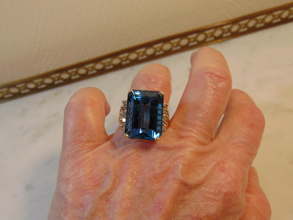 Vintage 14K Gold Blue Topaz Ring with Diamonds, Size 7.5