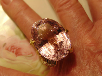 60Ct Natural Kunzite Diamond Ring: 18Kt Gold Twisted Vine Statement Ring