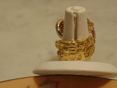 60Ct Natural Kunzite Diamond Ring: 18Kt Gold Twisted Vine Statement Ring