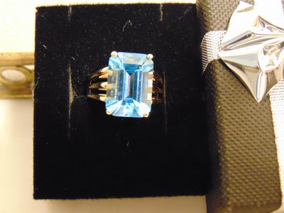 Emerald Cut Blue Topaz Ring: 14K Yellow Gold Estate Jewelry