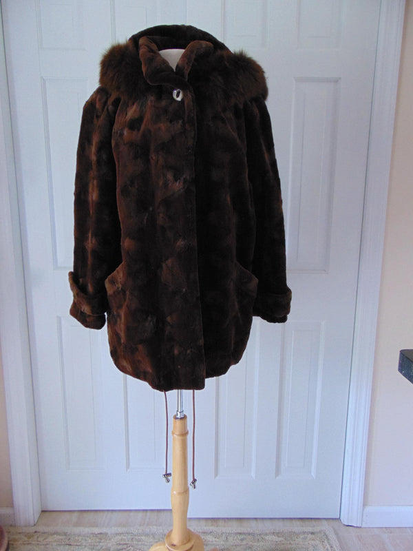 Vintage Sheared Beaver Jacket, Fox Fur Hood, Size M