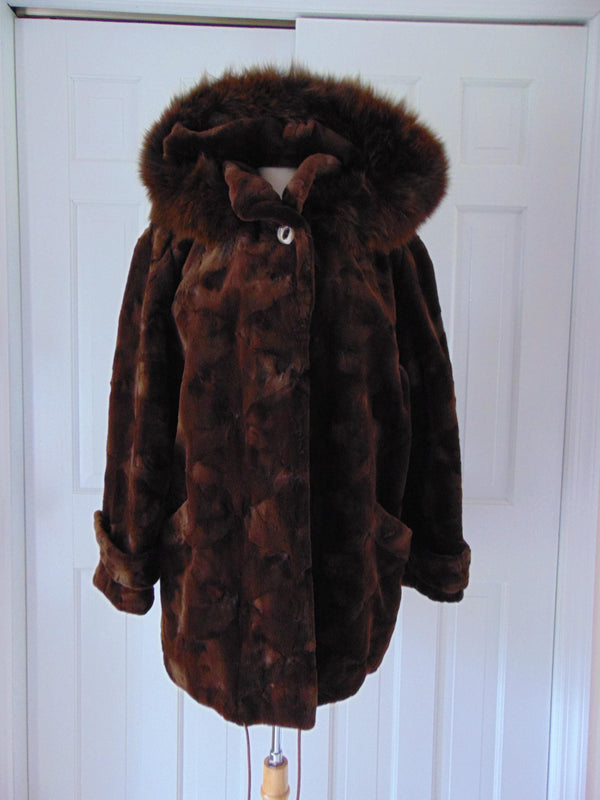 Vintage Sheared Beaver Jacket, Fox Fur Hood, Size M