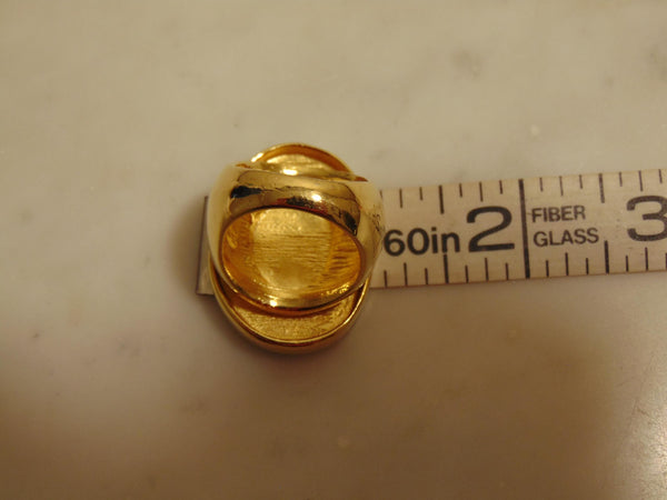 Kenneth Jay Lane Goldtone Faux Turquoise Ring An Interior Adjuster Sized 5-8 Matching Clip Earrings