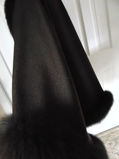 One Size BrownShawl Trimmed In Fox Fur, Peri 100% Wrap Brown