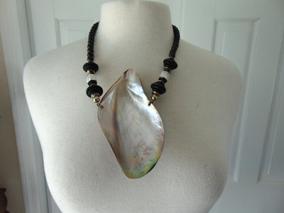 Beaded Mother Of Pearl Sea Shell Necklace, Spring Summer Shell Necklaces