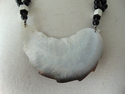 Seashell Necklace, Summer Resort Jewelry, Patio Party Fashion Necklace