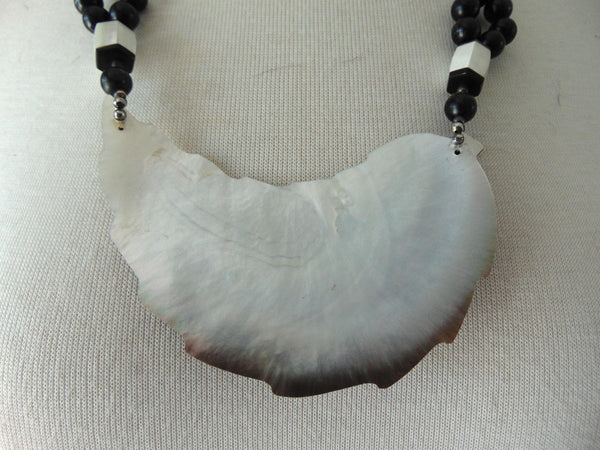 Seashell Necklace, Summer Resort Jewelry, Patio Party Fashion Necklace