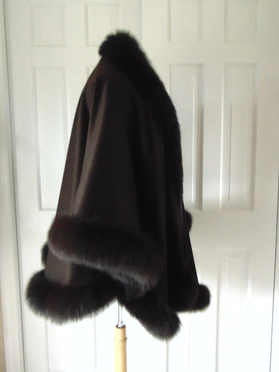One Size BrownShawl Trimmed In Fox Fur, Peri 100% Wrap Brown