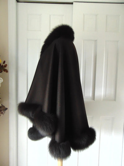 One Size BrownShawl Trimmed In Fox Fur, Peri 100% Wrap Brown