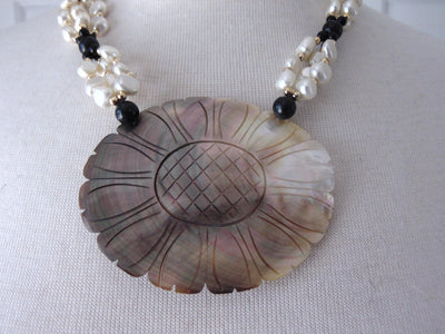 Black Beads White Pearls Seashell Center Necklace, Brach Vacation Necklaces
