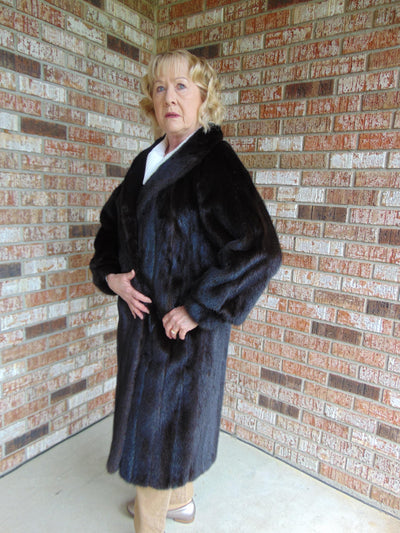 Designer ViccaliUp To Date Black Mink Fur Coat