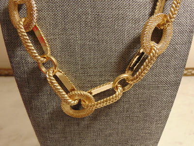 Kenneth Jay Lane Gold Chain Link And Circle Necklace