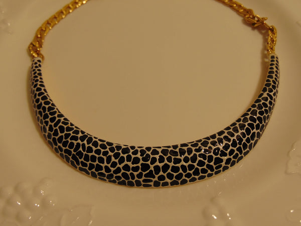 Kenneth Jay Lane Animal Print Black And White Enameled Gold Tone Chain Choker